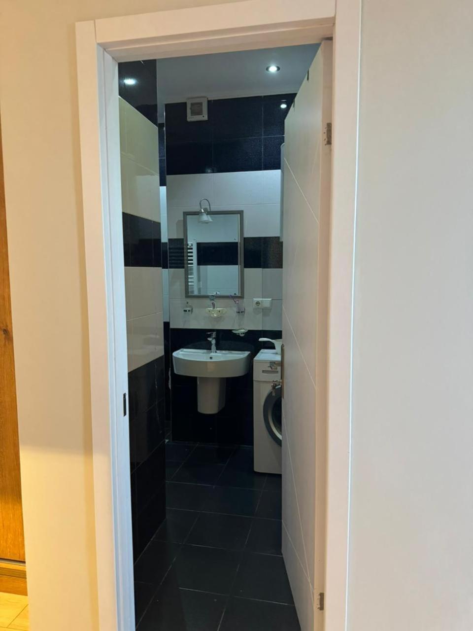 Gio Apartment Батуми Екстериор снимка